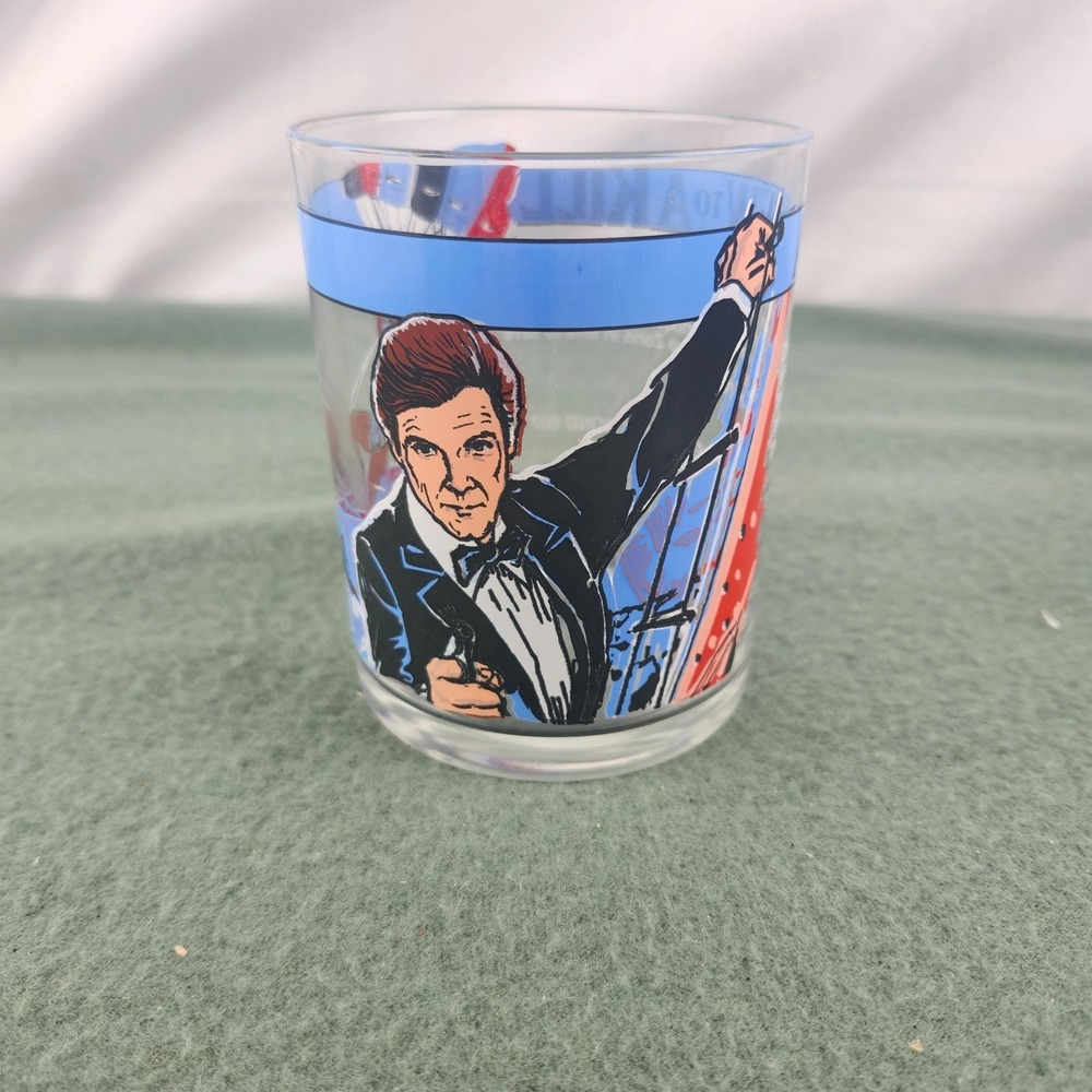 VINTAGE JAMES BOND 1985 GLASS A VIEW TO A KILL DANJAQ S.A. COLLECTOR SERIES